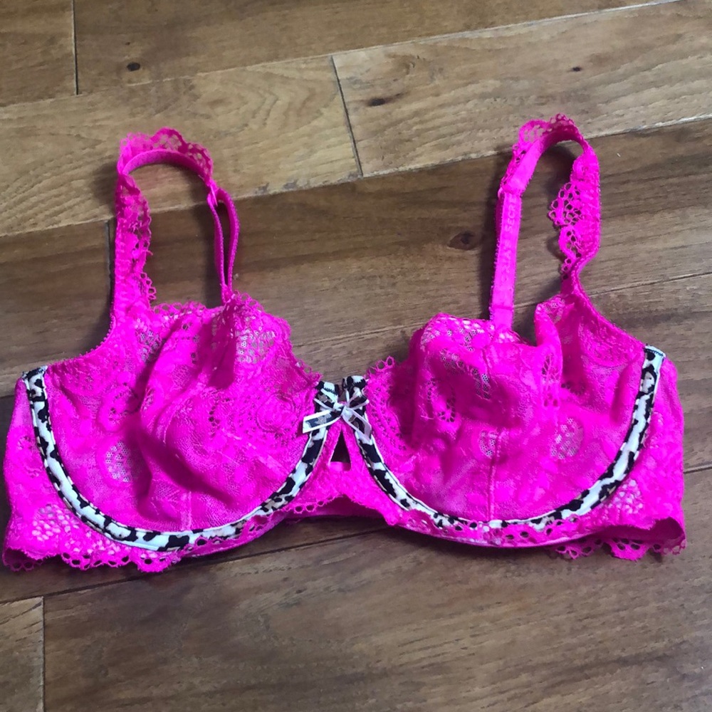 Victoria’s Secret unlined Demi bra